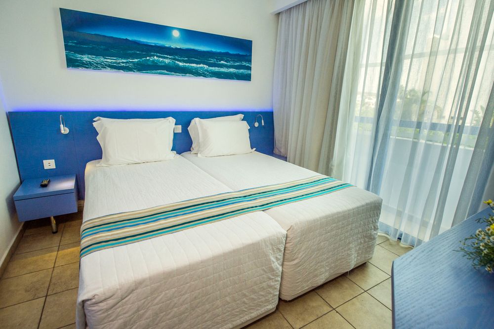 ANONYMOUS BEACH HOTEL (only adults 16+) - 40
