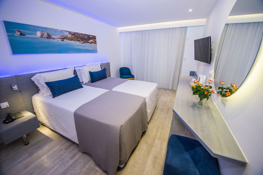 ANONYMOUS BEACH HOTEL (only adults 16+) - 34