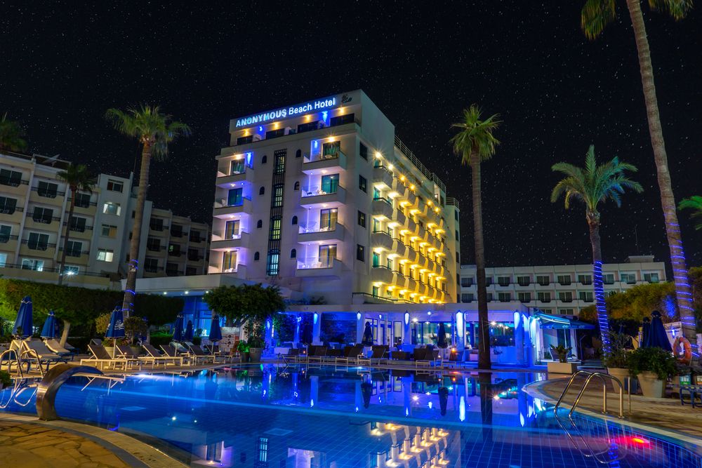 ANONYMOUS BEACH HOTEL (only adults 16+) - 8