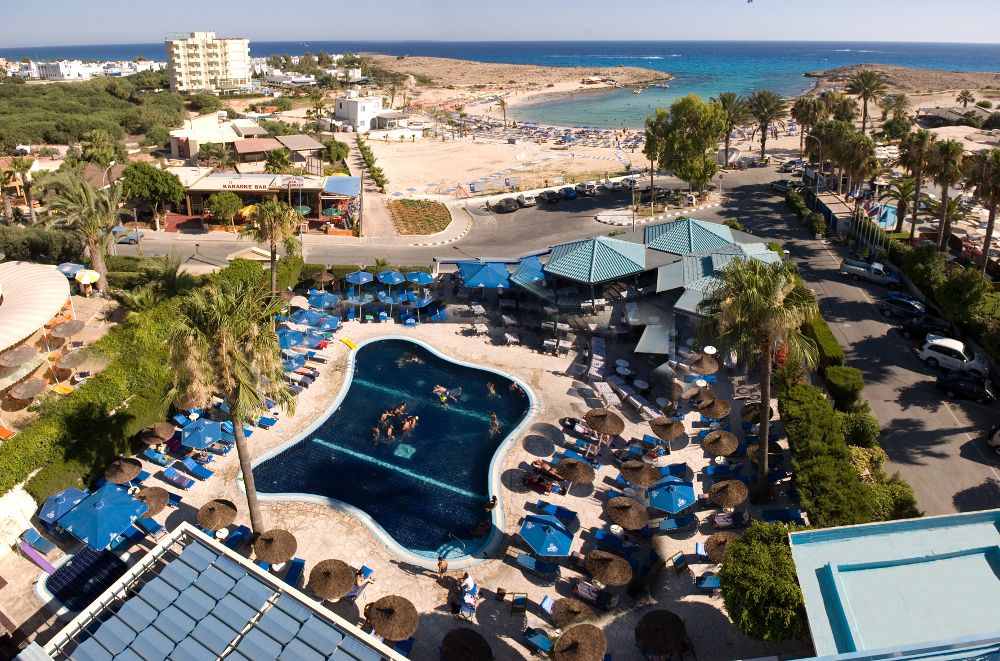 ANONYMOUS BEACH HOTEL (only adults 16+) - 15