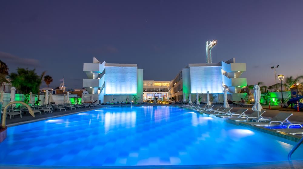 NICHOLAS COLOR HOTEL - 28