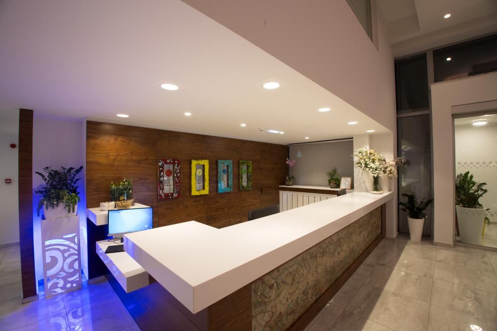 NICHOLAS COLOR HOTEL - 6