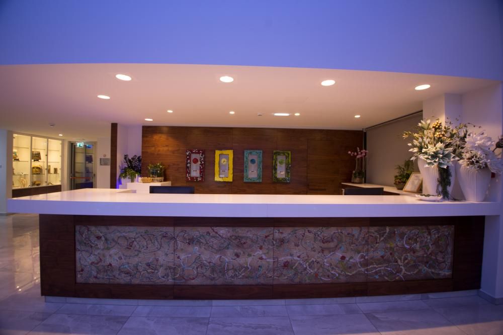 NICHOLAS COLOR HOTEL - 10