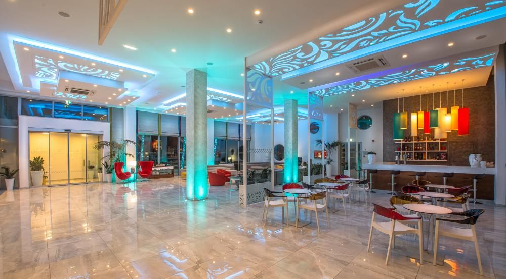 NICHOLAS COLOR HOTEL - 18