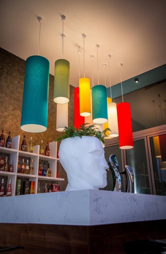 NICHOLAS COLOR HOTEL - 23