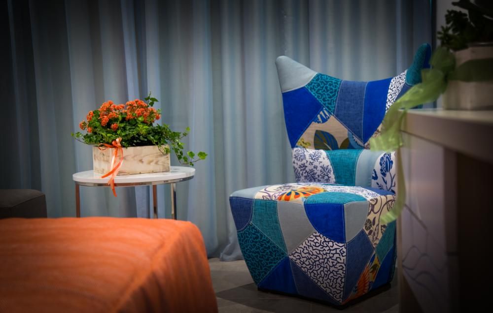 NICHOLAS COLOR HOTEL - 60