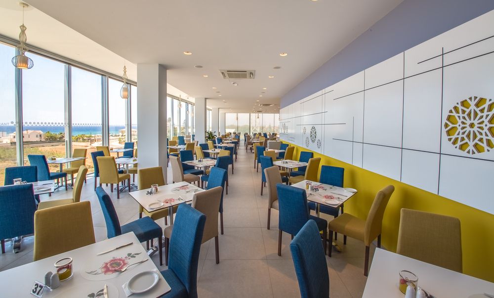 NICHOLAS COLOR HOTEL - 25