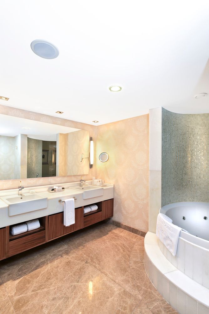 Kempinski Hotel The Dome - 88