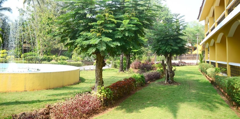 CARINA BEACH RESORT - 11