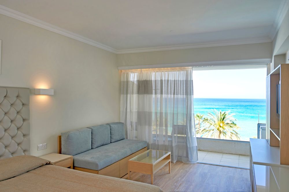 SUNRISE BEACH - 39
