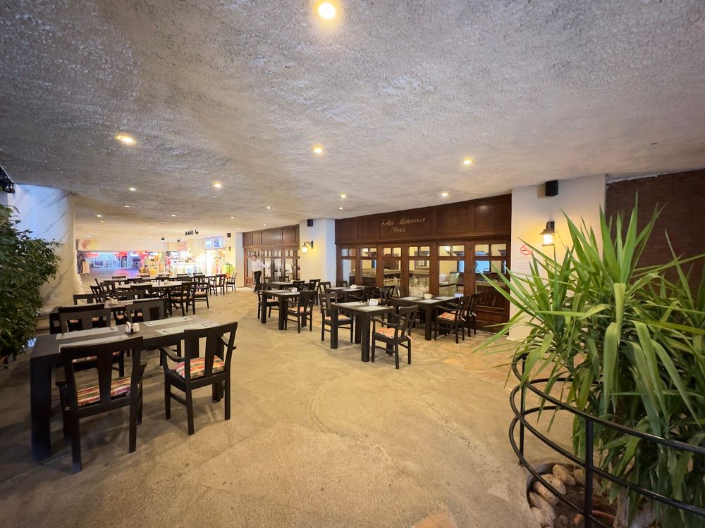 Sunrise Resort Hotel - 54