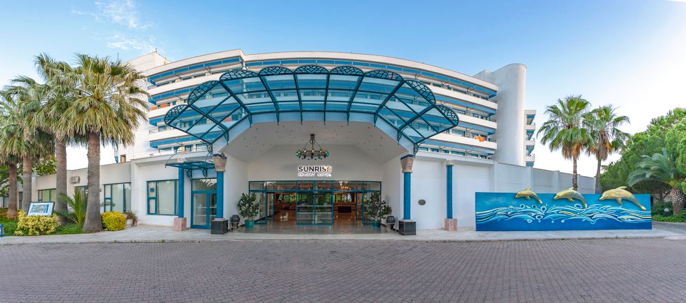 Sunrise Resort Hotel - 11