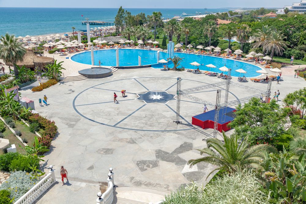 Sunrise Resort Hotel - 83