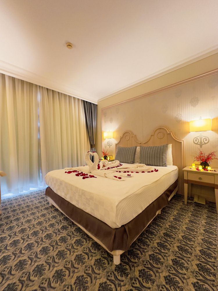 Sunrise Resort Hotel - 129