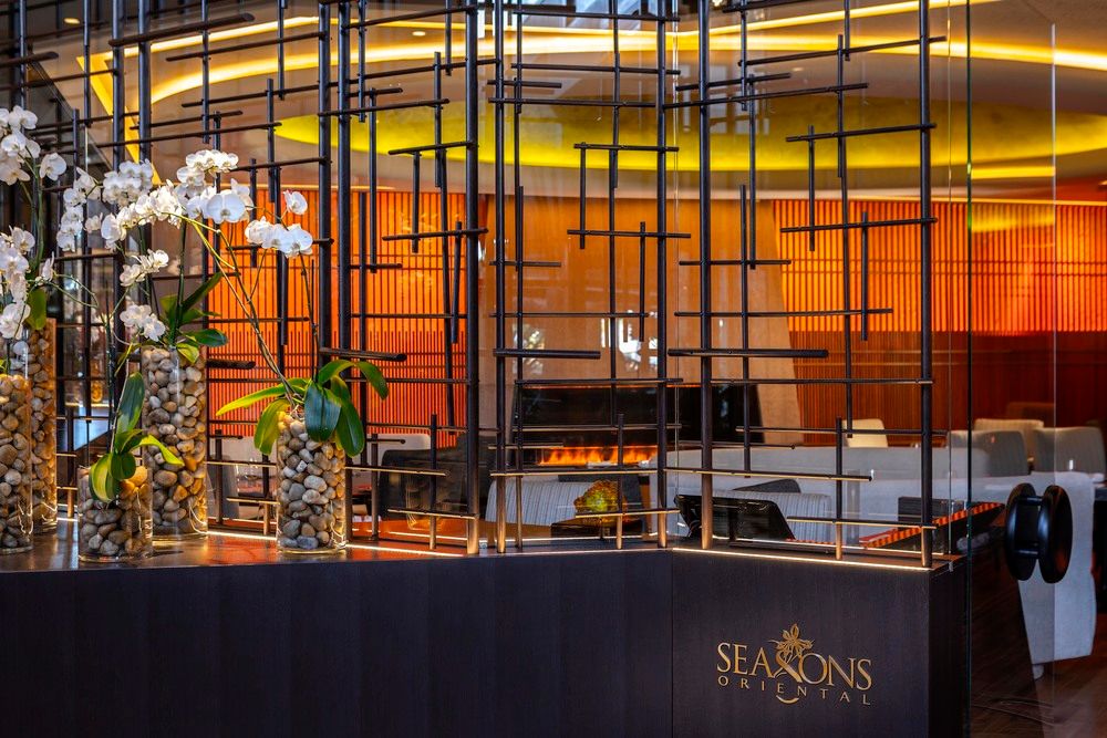 FOUR SEASONS - 48