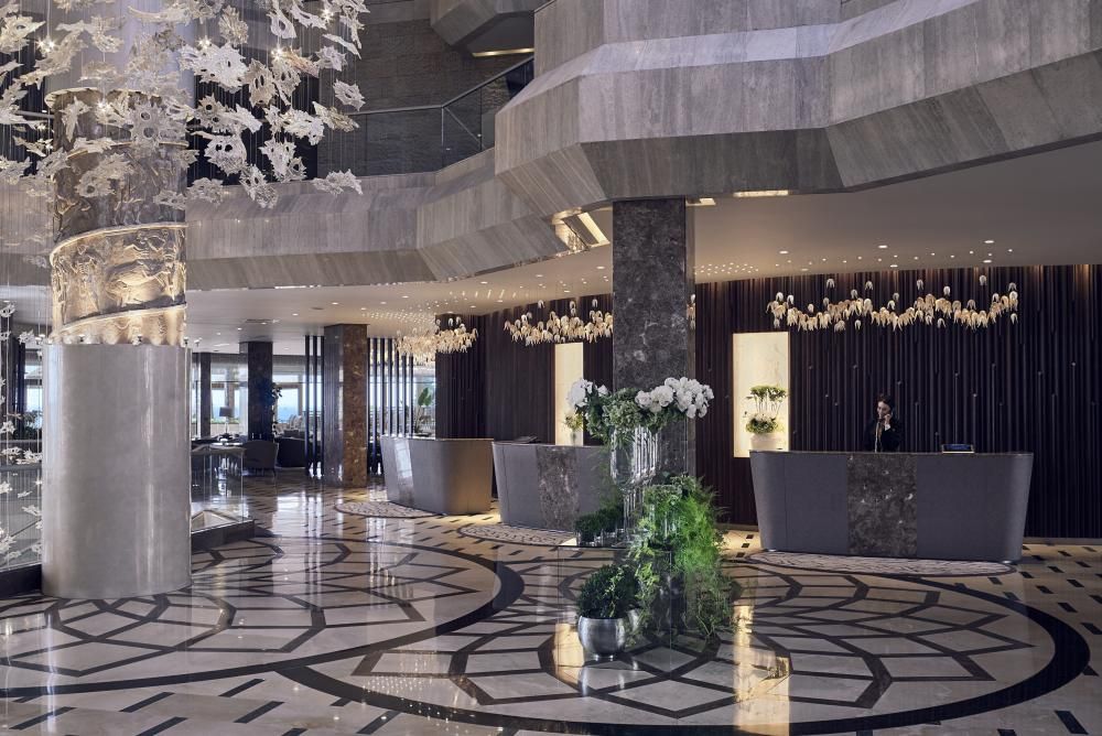 FOUR SEASONS - 3