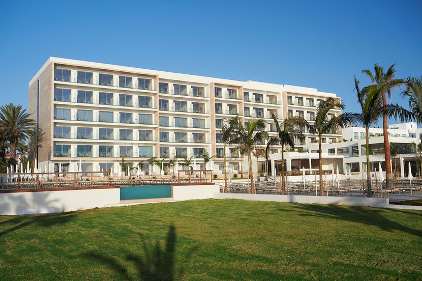 SUNRISE JADE (only adults 16+) - 2