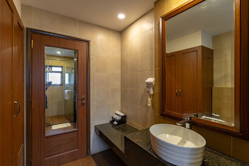 ADAMO THE BELLUS - 62