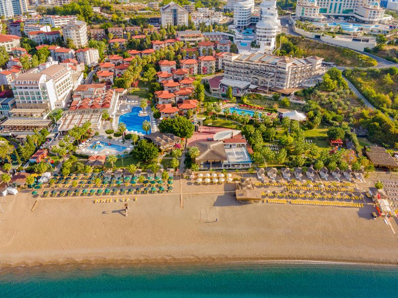 Justiniano Deluxe Resort - 4