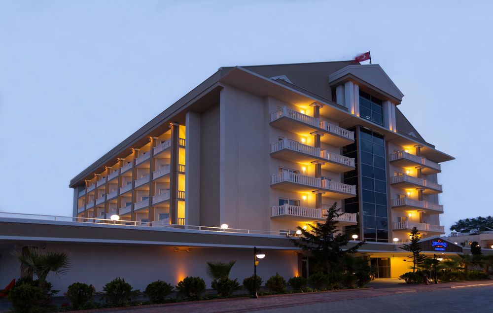 Justiniano Deluxe Resort - 12