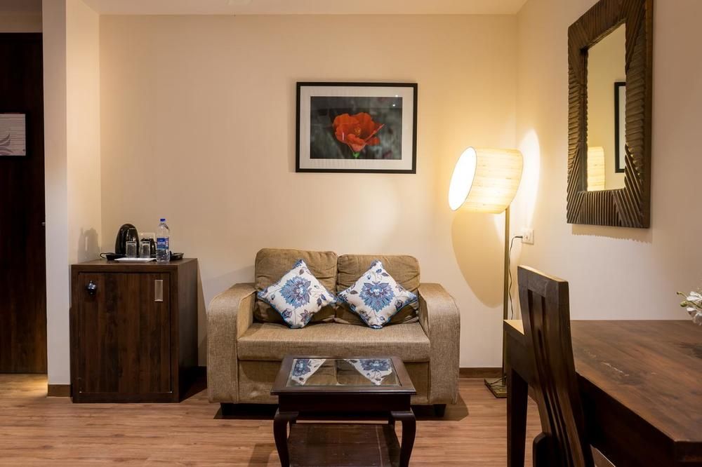 RIVA GOLD COAST - 28