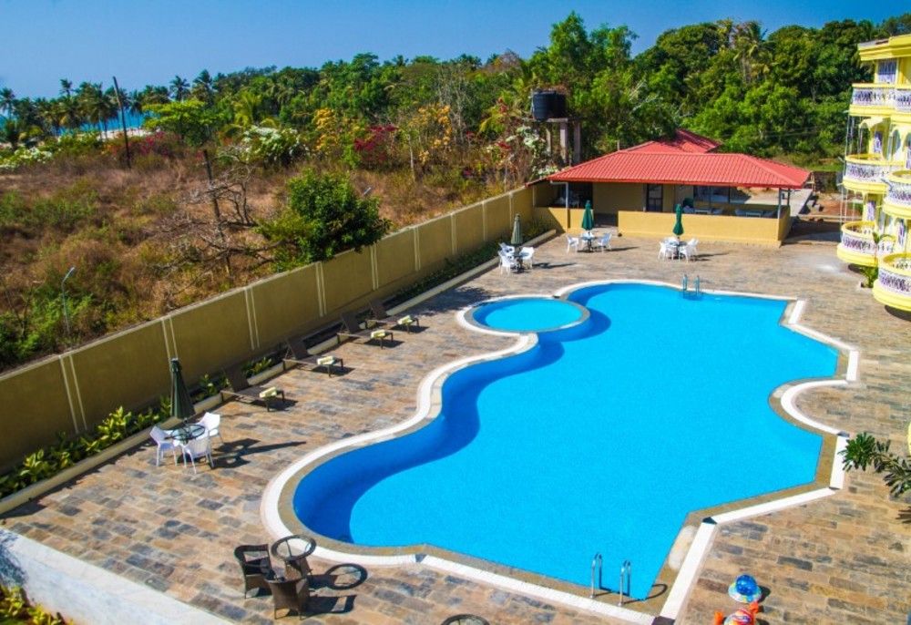 PRAIA DO OURA BOUTIQUE - 7