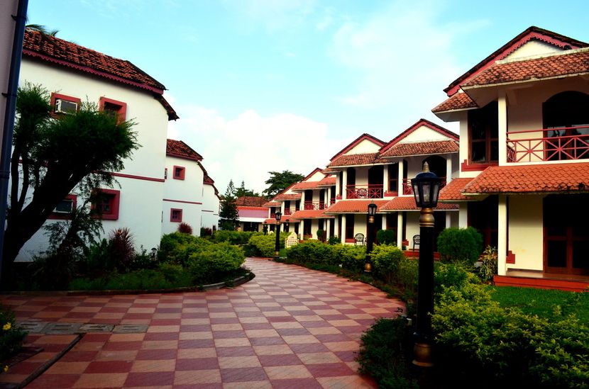 NANU BEACH RESORT & SPA - 3