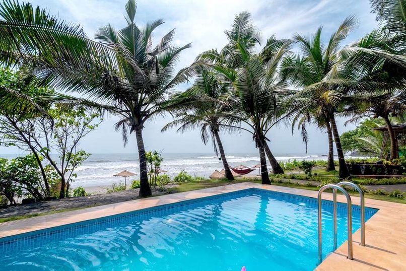 AMADI BEACH FRONT RESORT - 2