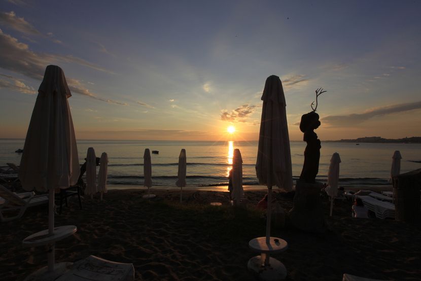 Leda Beach Hotel - 2