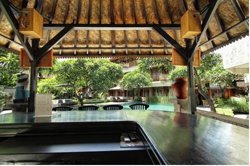 FOURTEEN ROSES BOUTIQUE HOTEL - 3