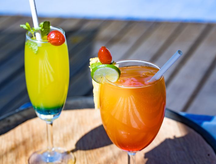 WHISPERING PALMS BEACH RESORT - 5