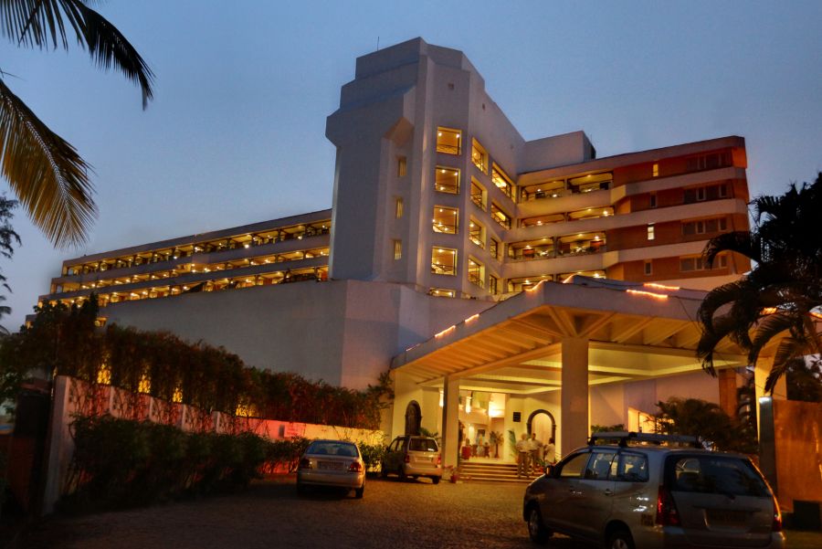 BOGMALLO BEACH RESORT - 1