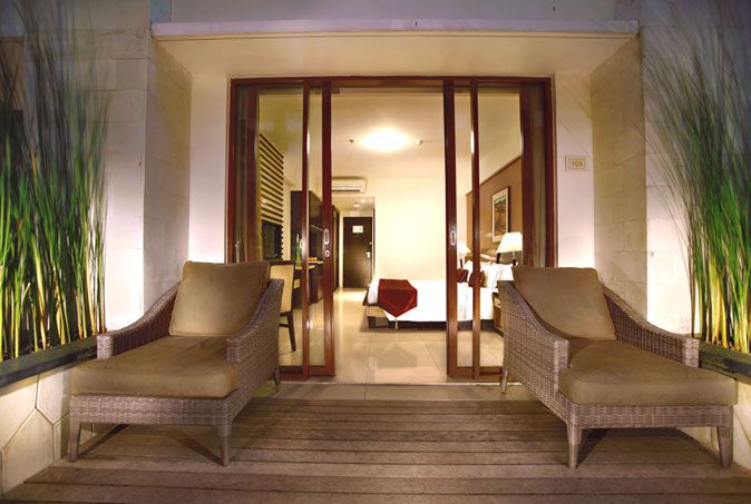 ASTON KUTA HOTEL & RESIDENCE - 12