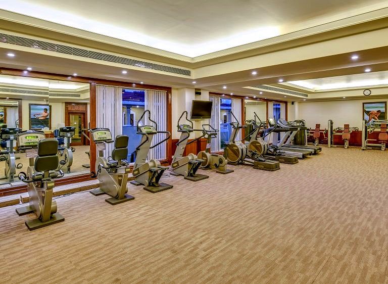 THE LALIT GOLF AND SPA RESORT - 36