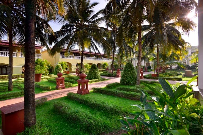 THE LALIT GOLF AND SPA RESORT - 5