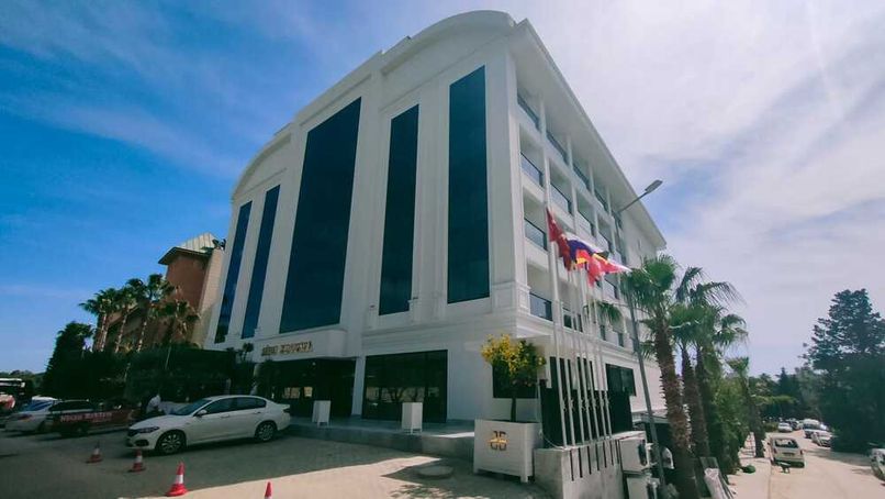 Side Zeugma (only adults 16+) - 1