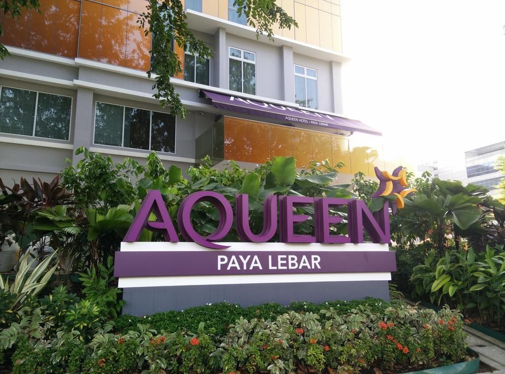 AQUEEN PAYA LEBAR - 1