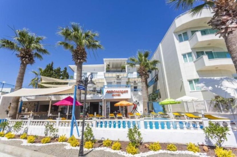 Maxsea Beach Hotel - 2