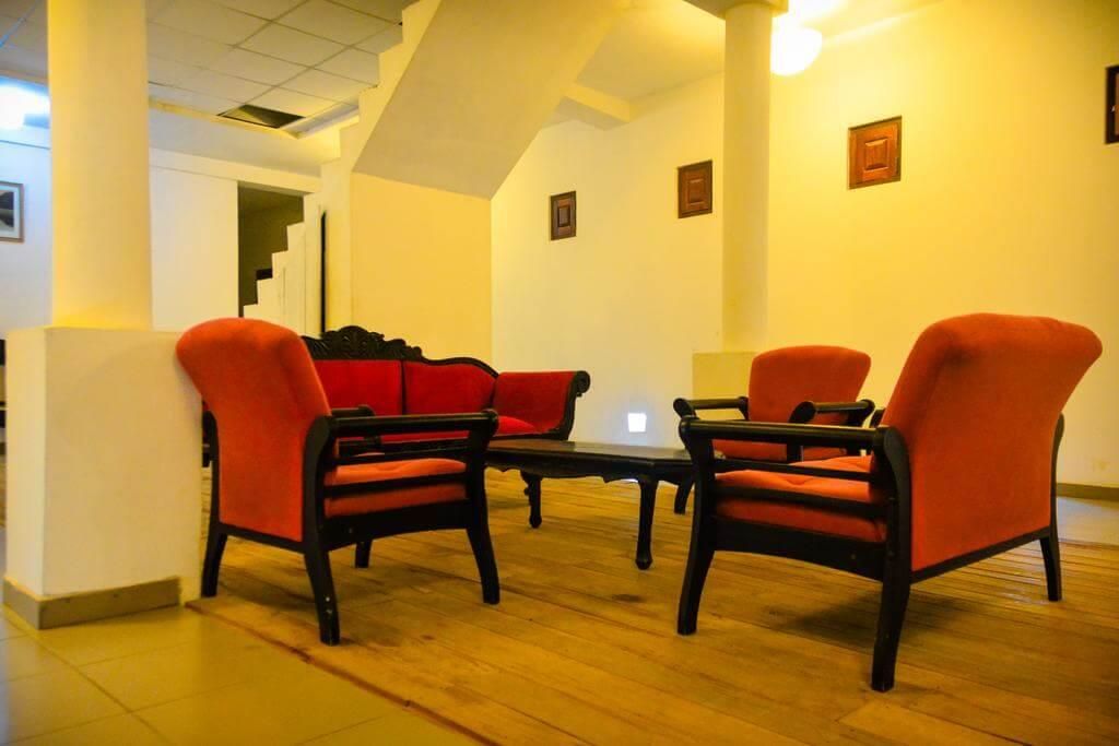 RAINBOW BEACH HOTEL (Ambalangoda) - 7