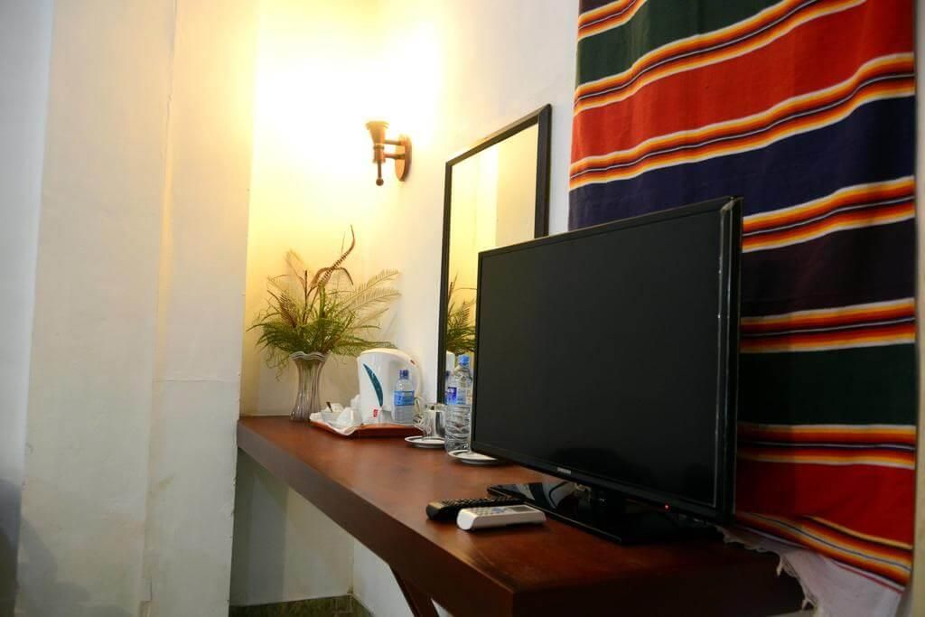 RAINBOW BEACH HOTEL (Ambalangoda) - 8