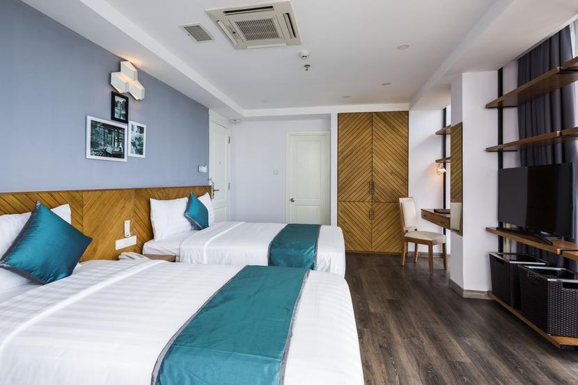 VENUE HOTEL - 4