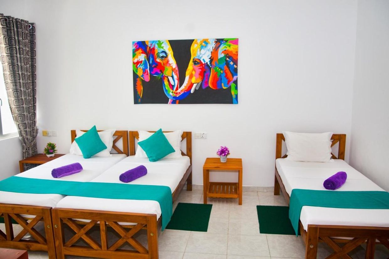 DI SICURO TOURIST INN GUESTHOUSE - 18