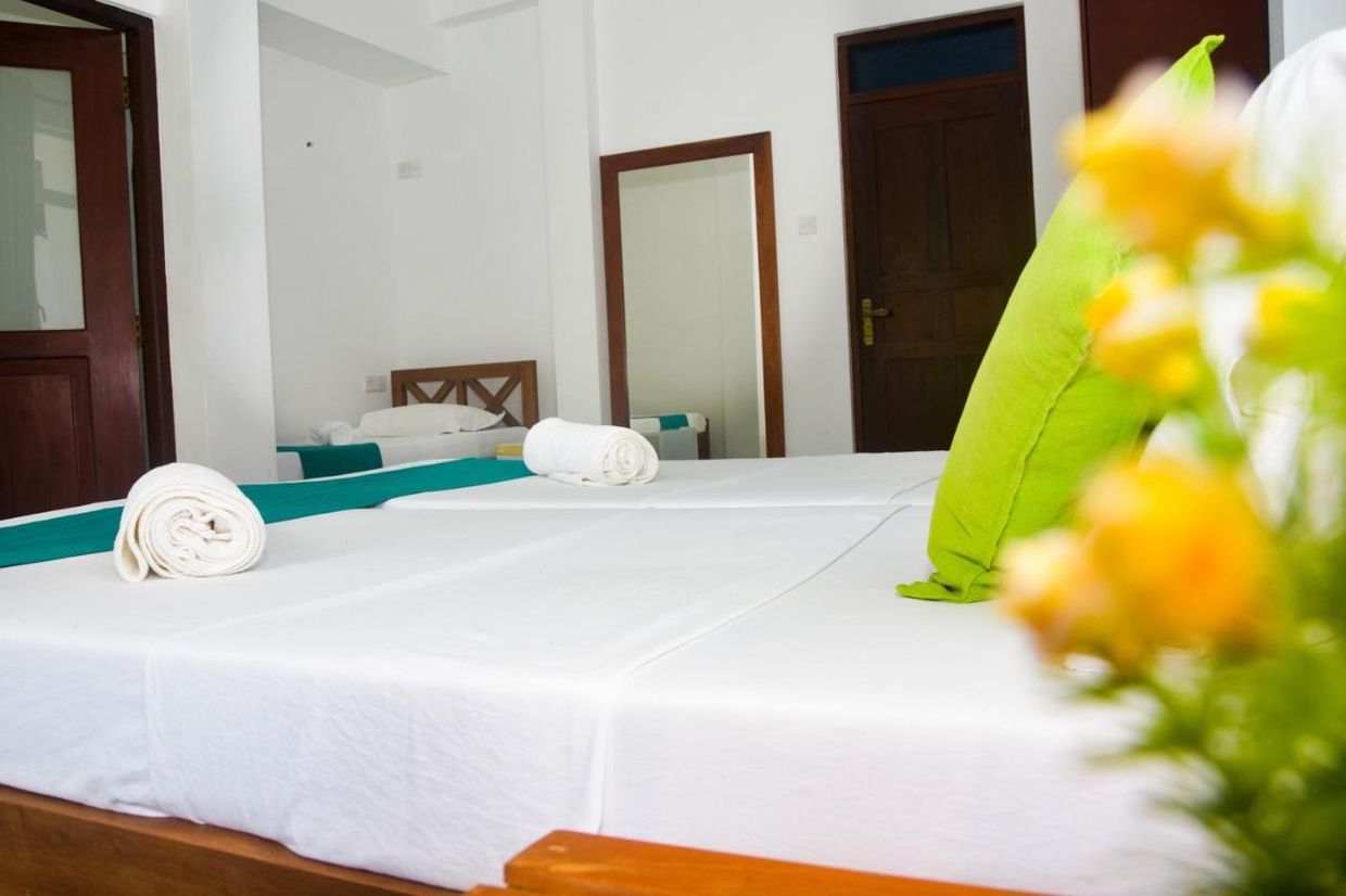 DI SICURO TOURIST INN GUESTHOUSE - 20