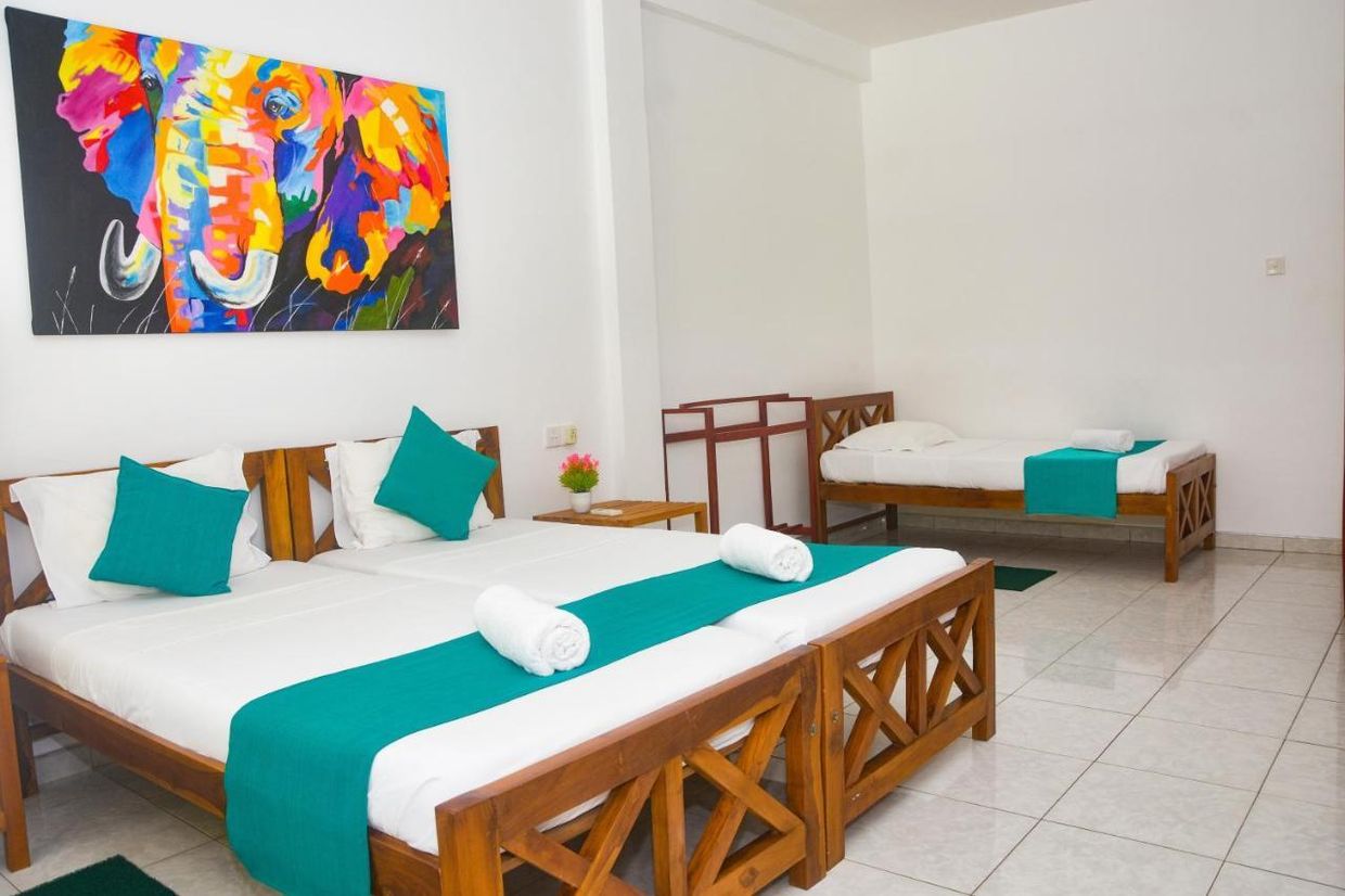 DI SICURO TOURIST INN GUESTHOUSE - 22