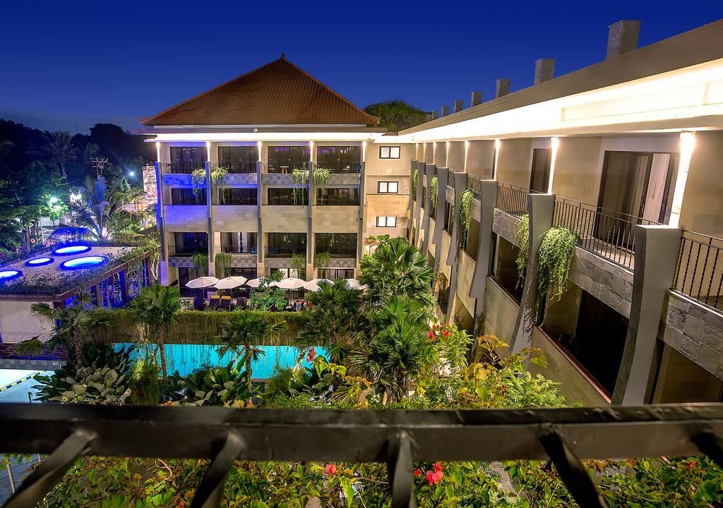 KUTA BEACH CLUB (ex. SOL HOUSE BALI LEGIAN)  - 13