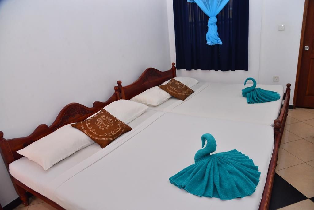 DRIFTERS GUESTHOUSE (Narigama) - 11