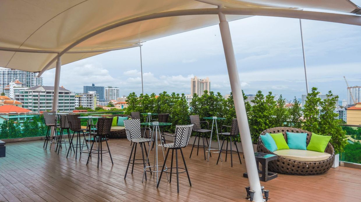 UNIQUE REGENCY HOTEL - 12