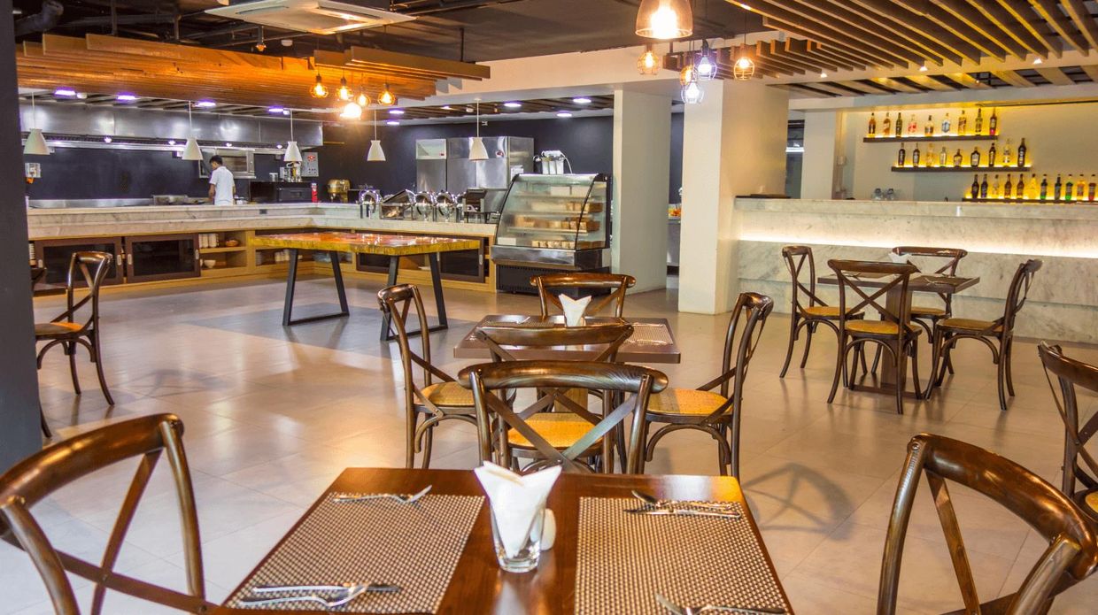 UNIQUE REGENCY HOTEL - 20