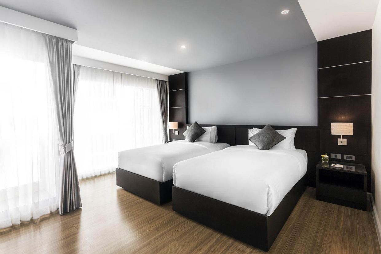 UNIQUE REGENCY HOTEL - 4