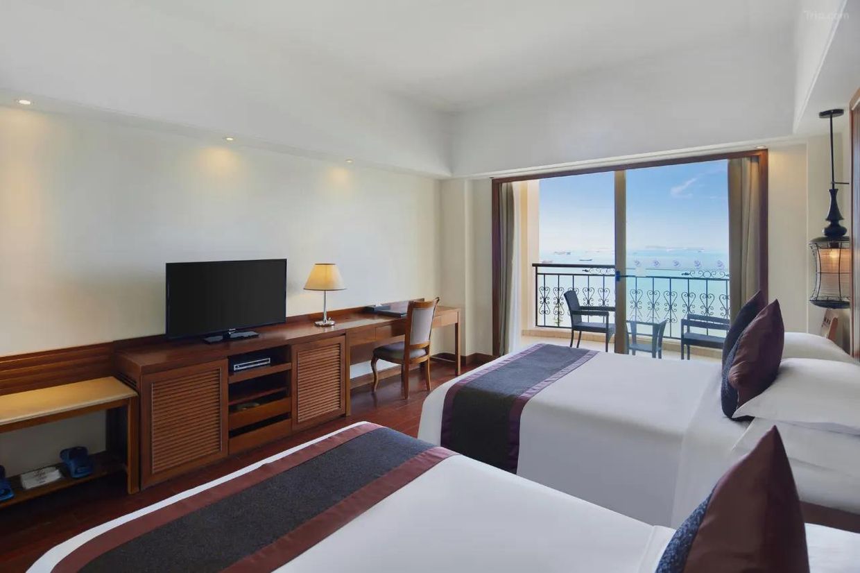 SANYA BAY ASGARD HOTEL - 11